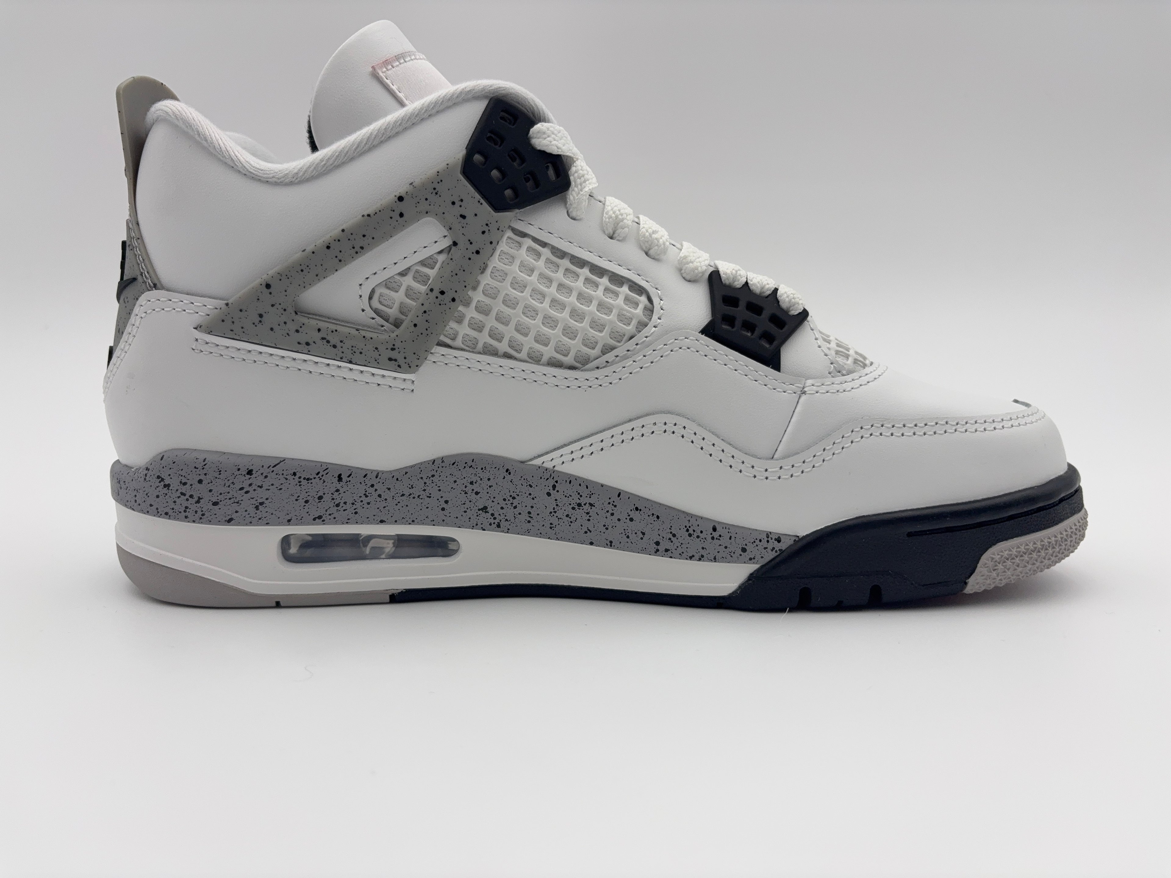 Air Jordan 4 Retro OG 'White Cement' 2025