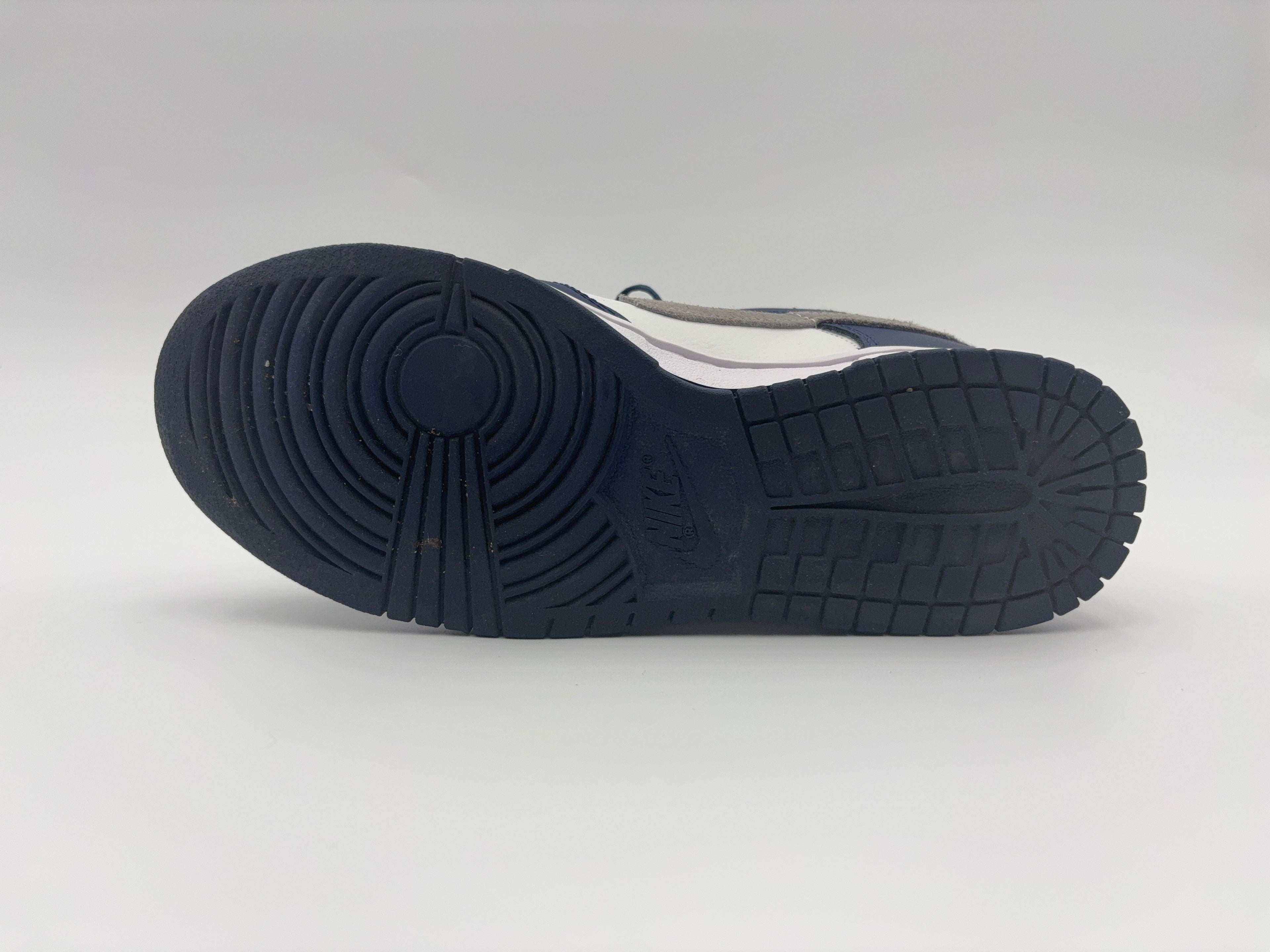 Dunk Low 'Midnight Navy Smoke Grey'