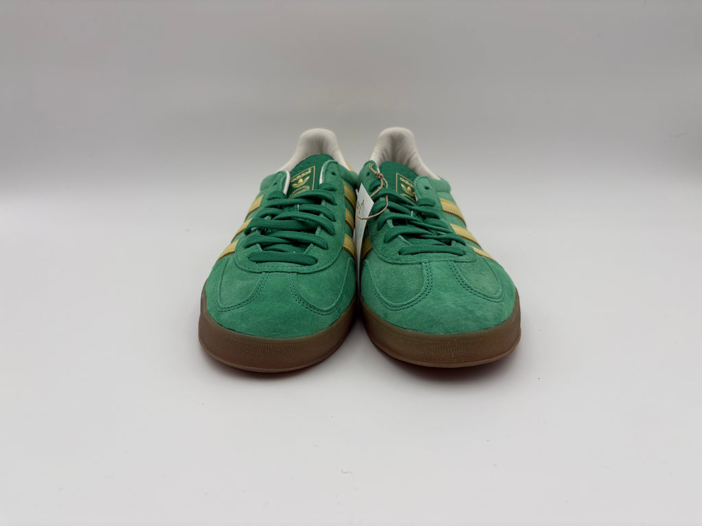 Gazelle Indoor 'Semi Court Green'