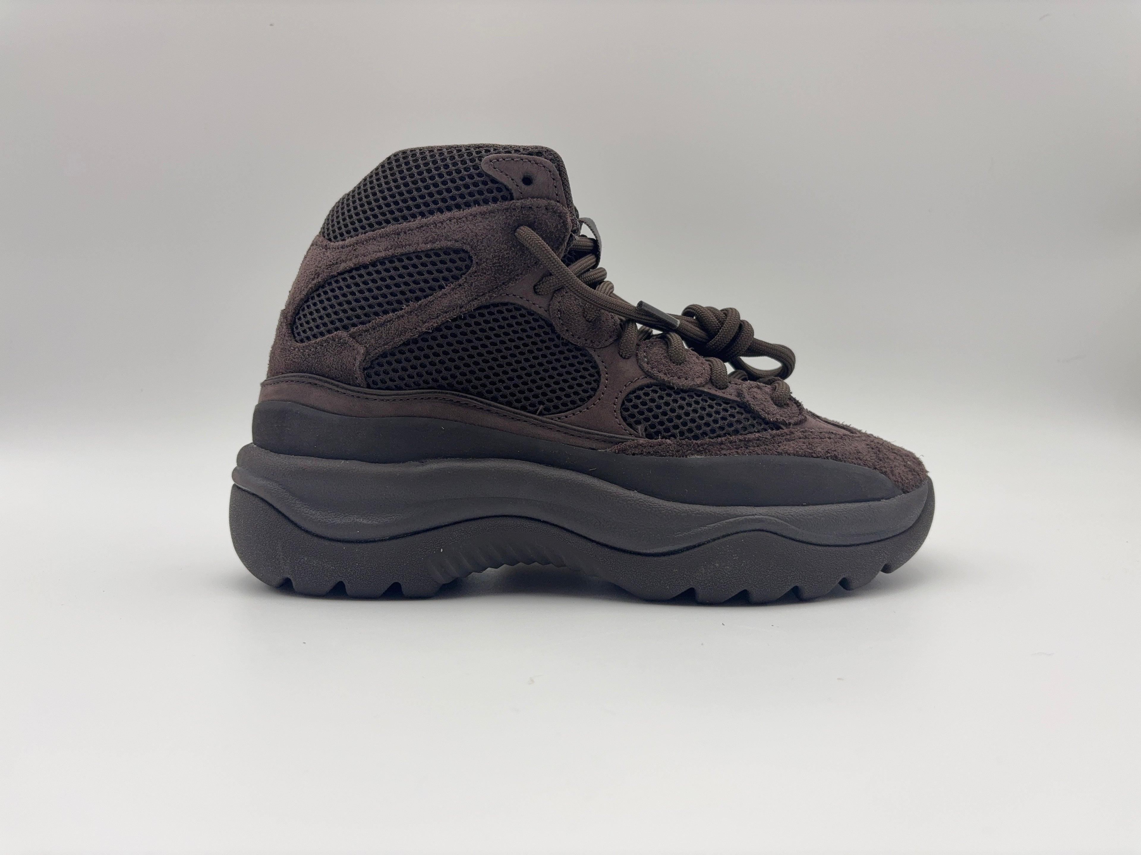 Yeezy Desert Boot 'Oil' 2024