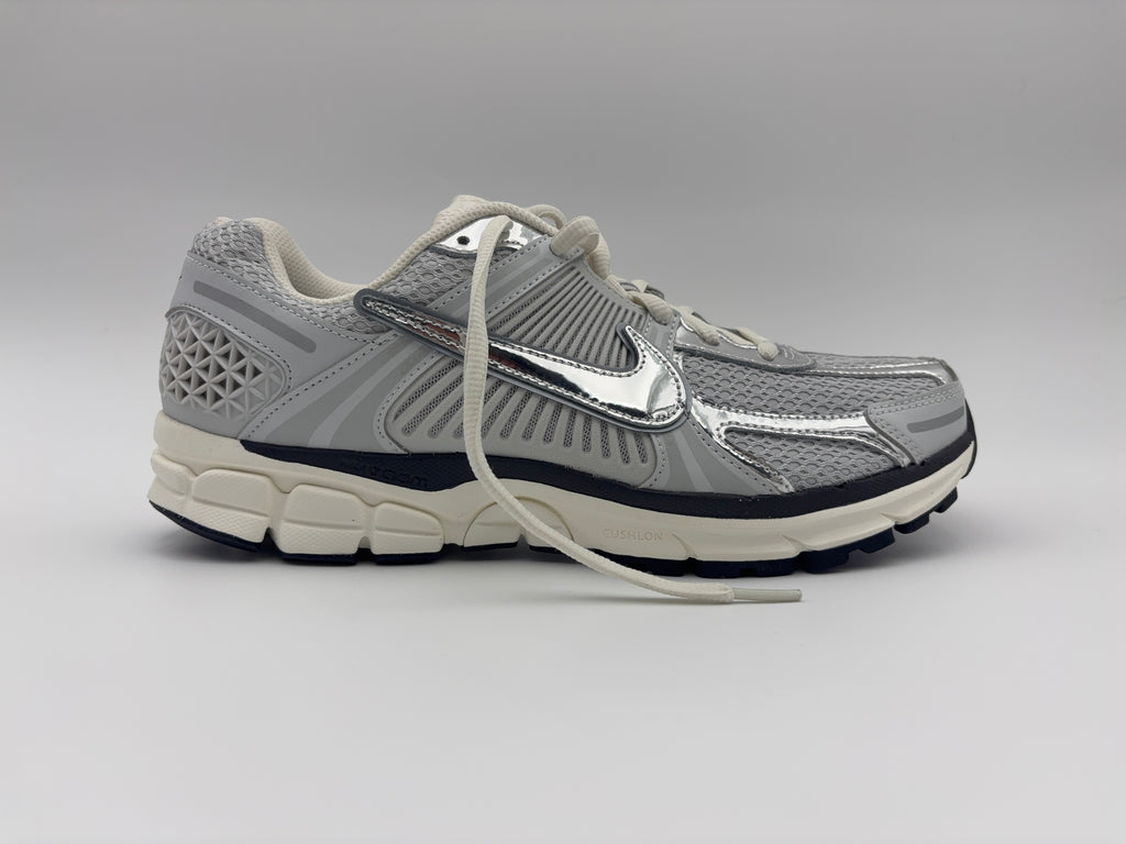 Wmns Air Zoom Vomero 5 'Photon Dust Metalic Silver'