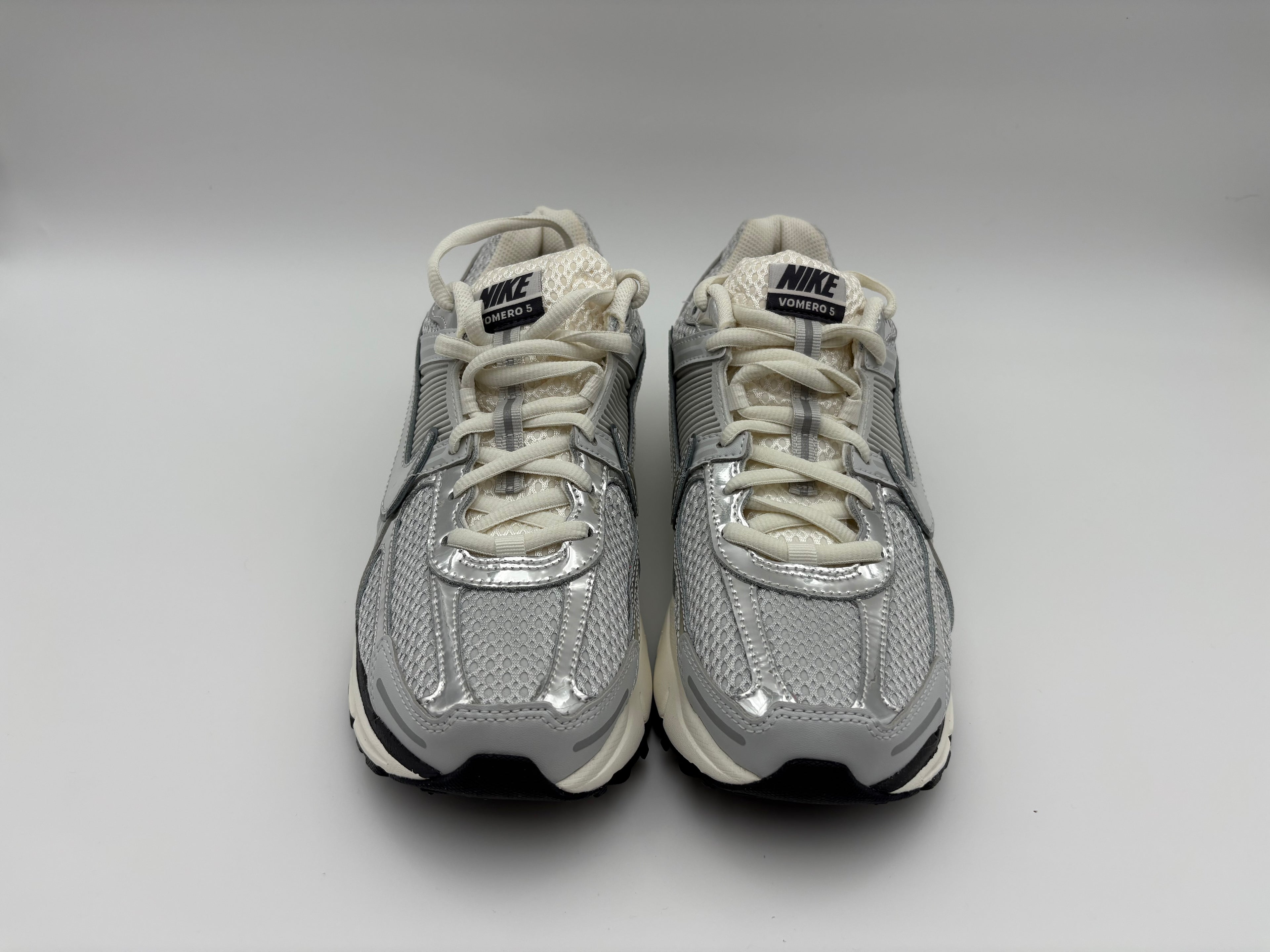 Wmns Air Zoom Vomero 5 'Photon Dust Metalic Silver'