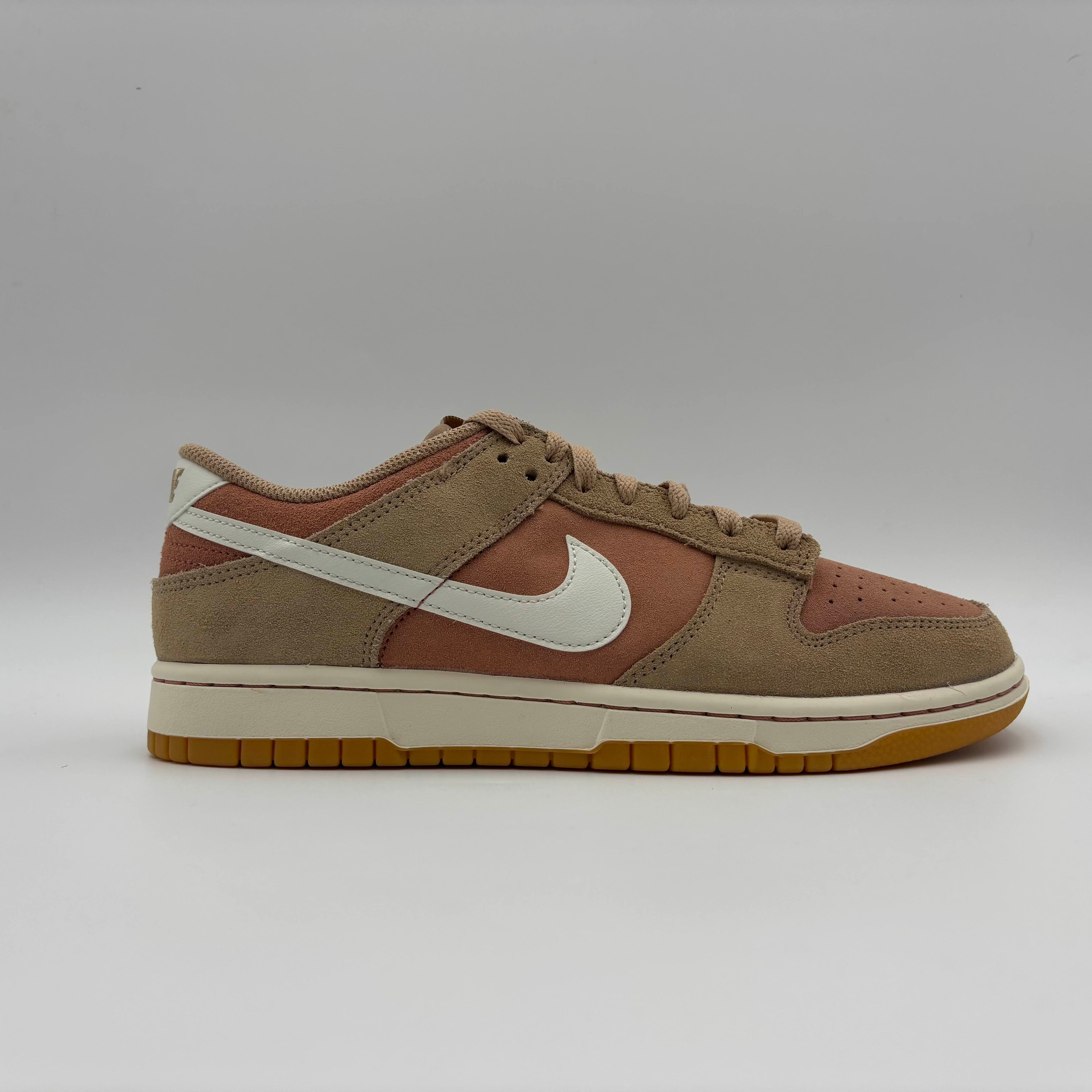 Nike Dunk Low SE Rattan Terra Blush