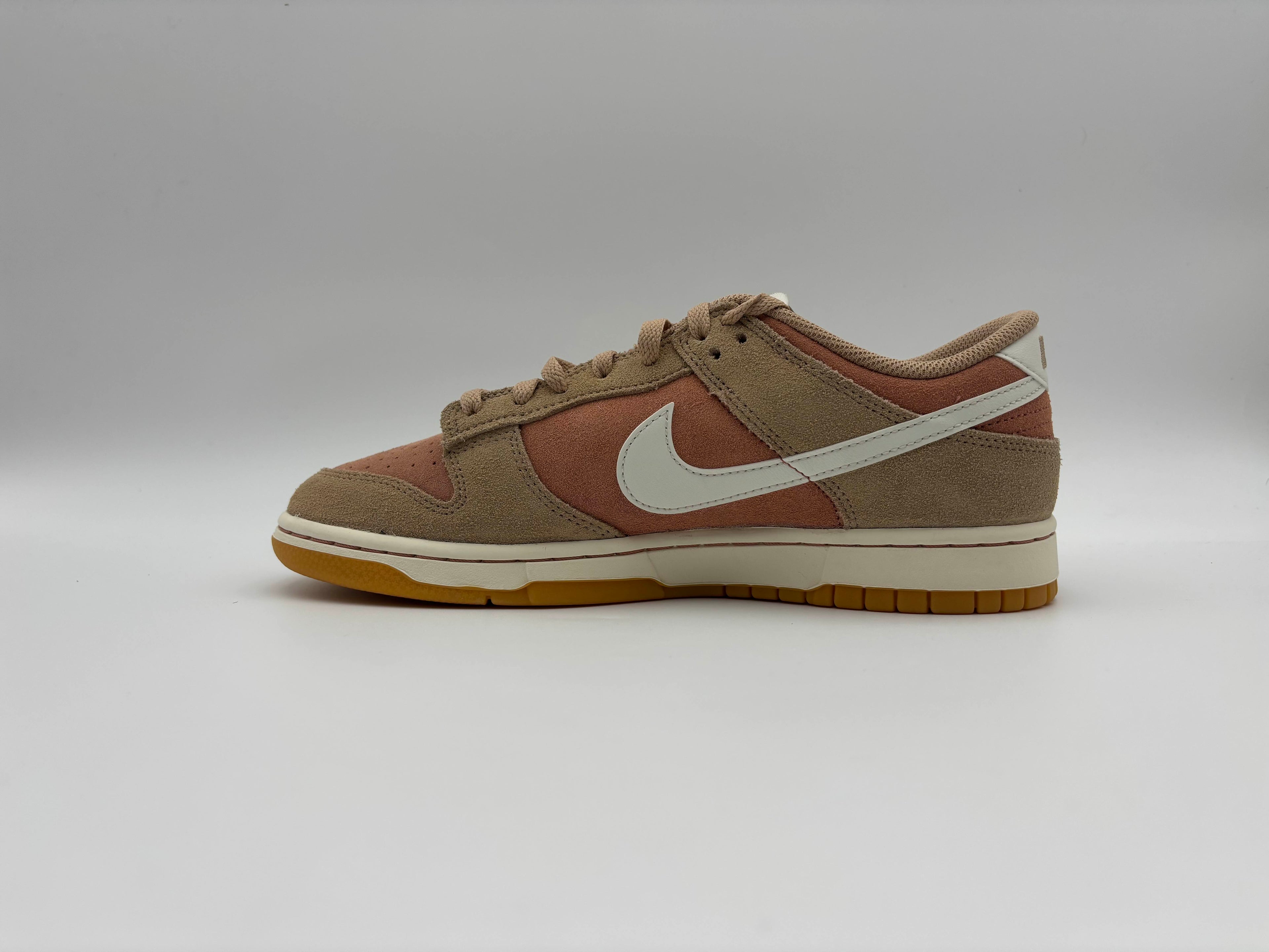 Nike Dunk Low SE Rattan Terra Blush