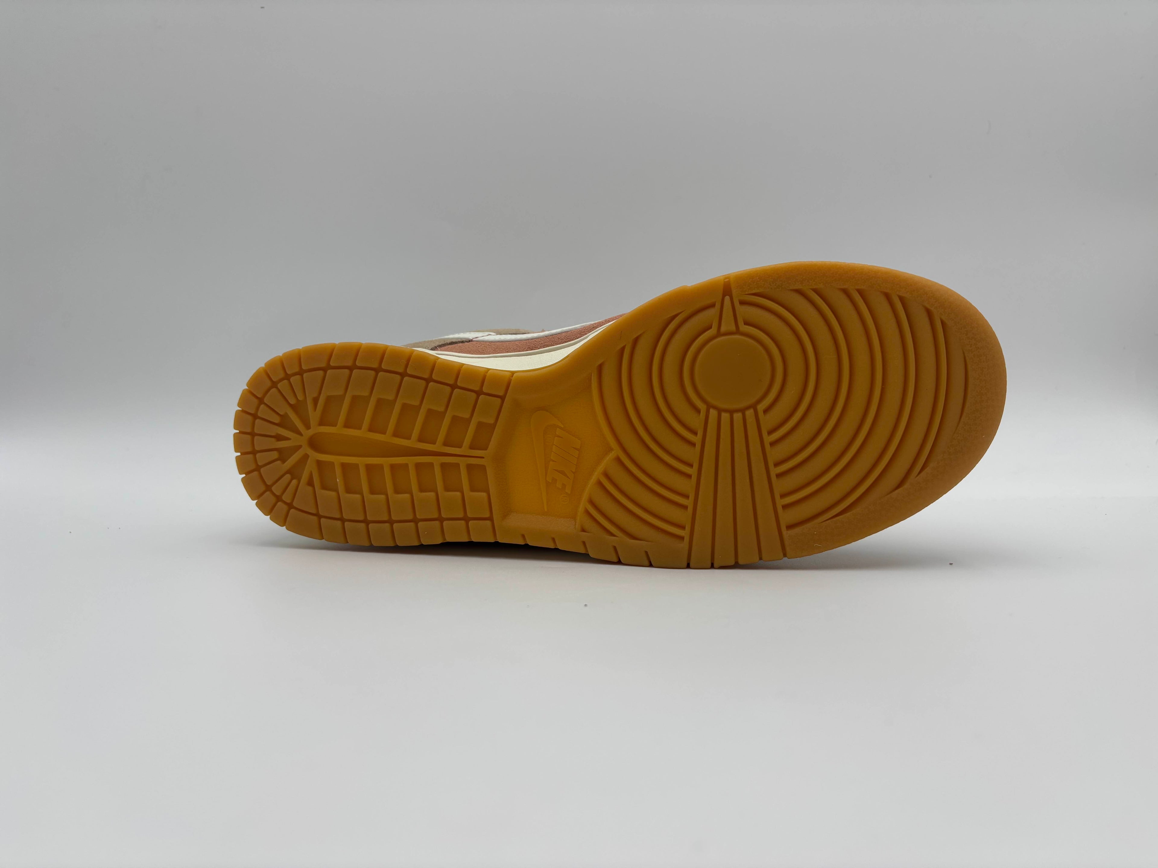 Nike Dunk Low SE Rattan Terra Blush