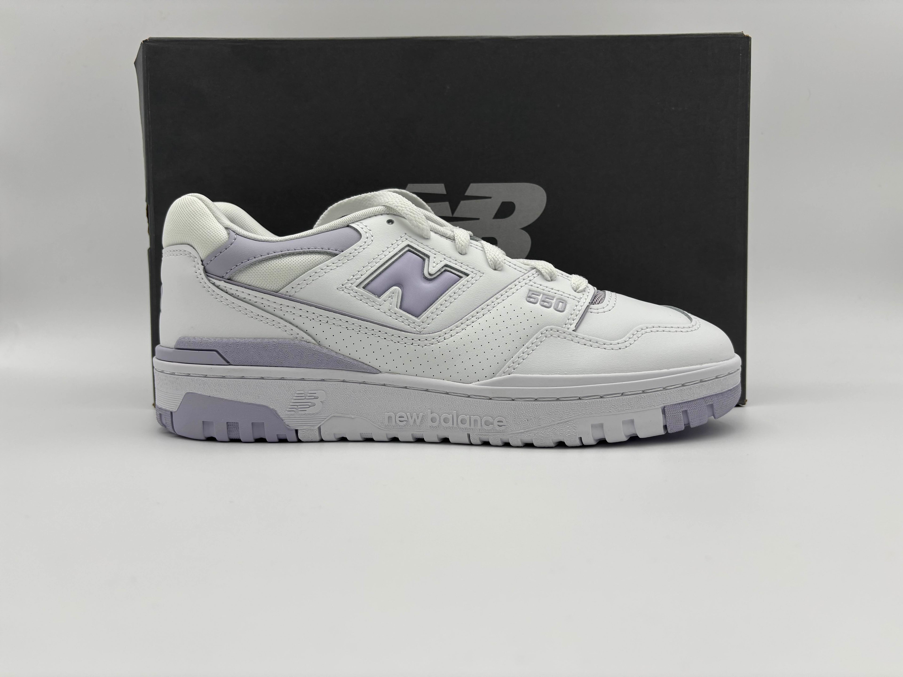 New Balance 550 White Lilac