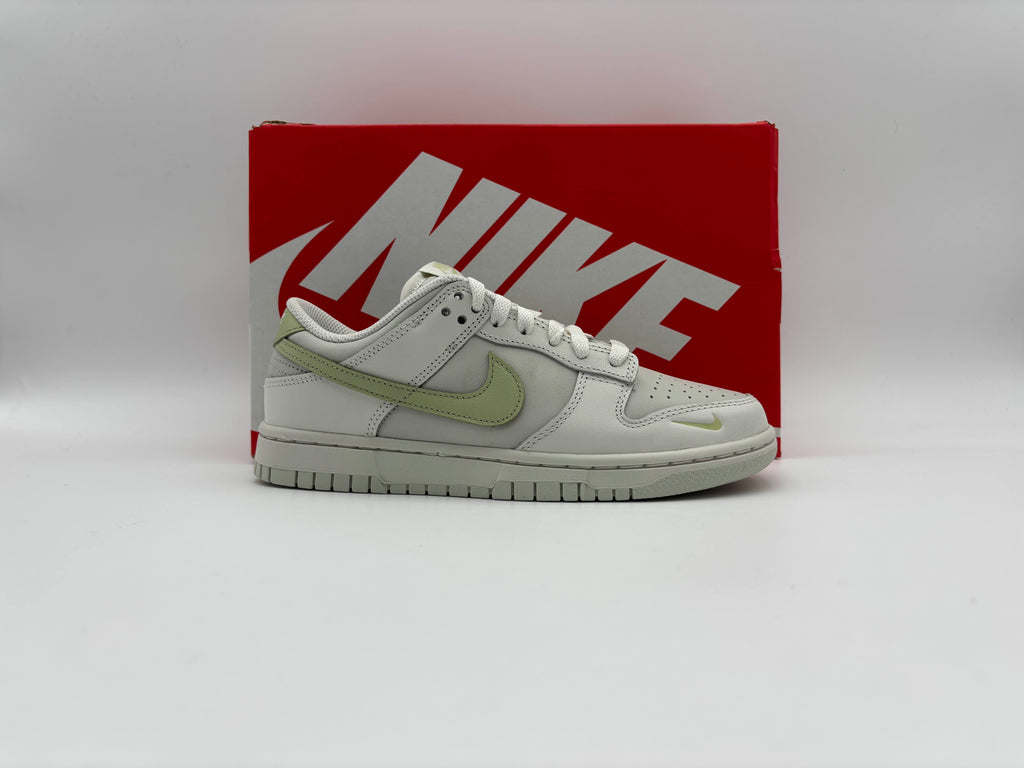 Nike Dunk Low Phantom Olive Aura