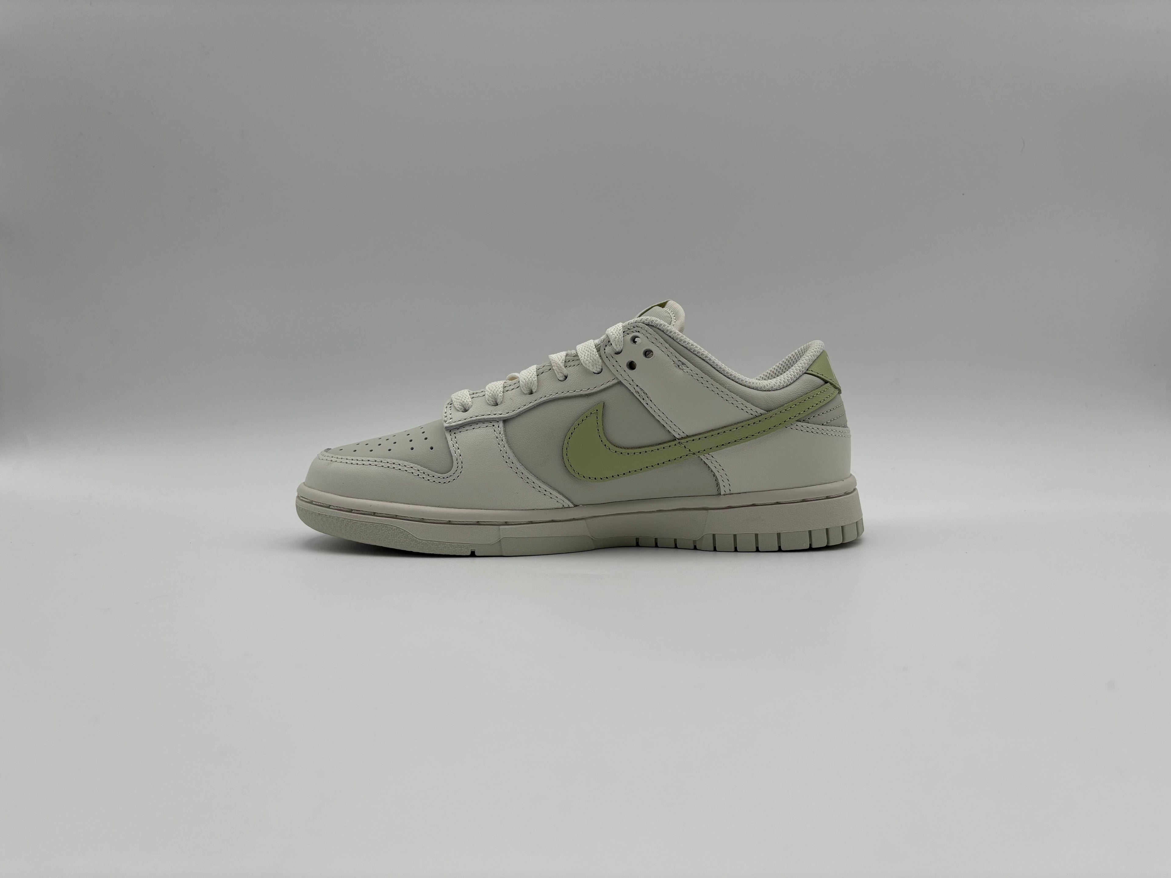 Nike Dunk Low Phantom Olive Aura