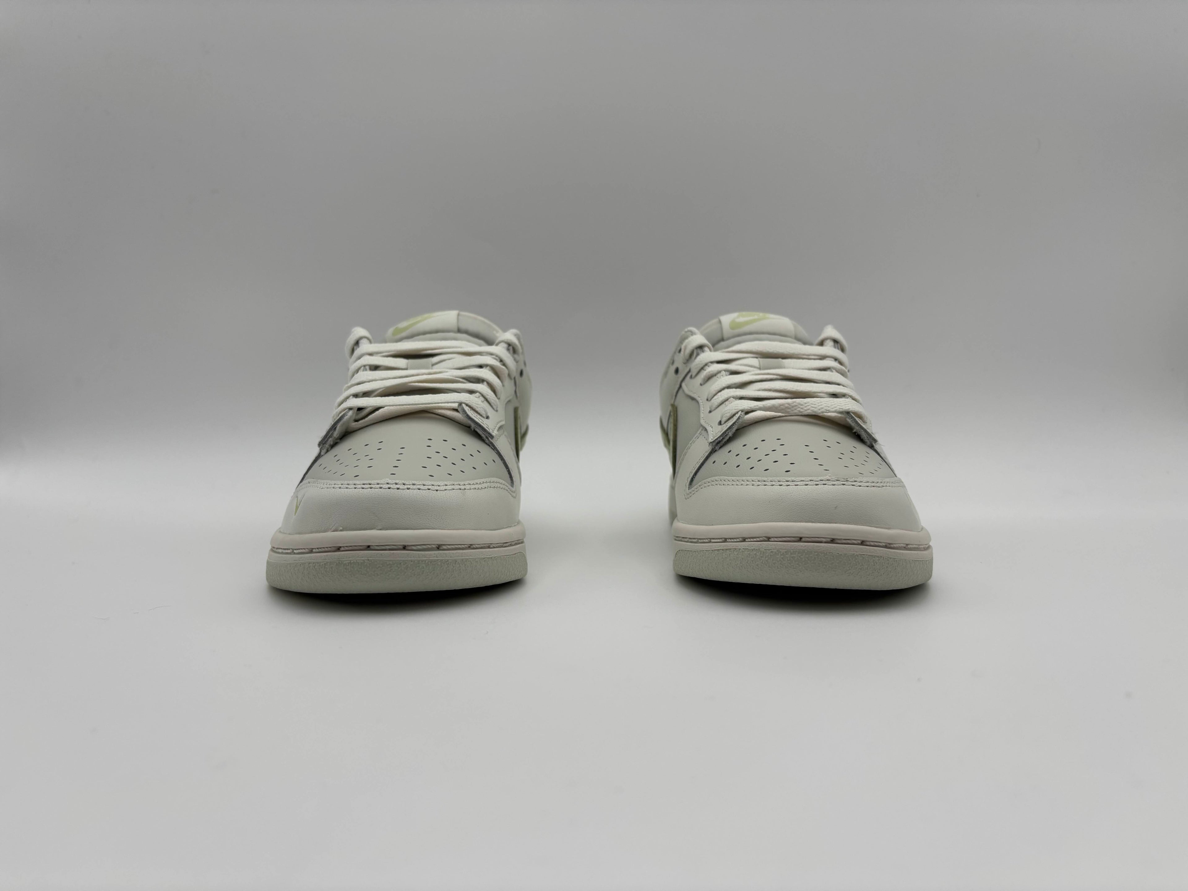 Nike Dunk Low Phantom Olive Aura