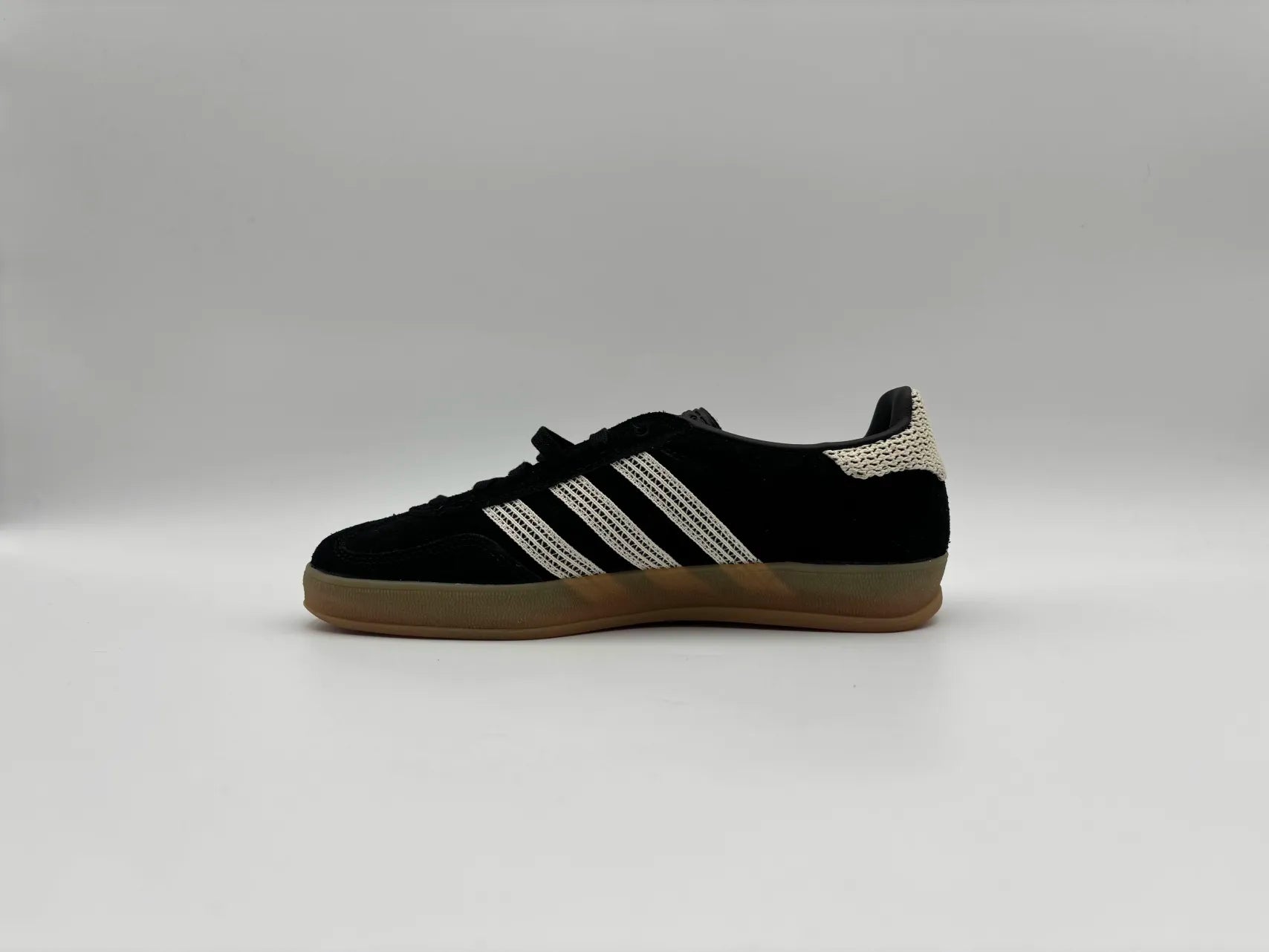 Adidas Gazelle Indoor Core Black Wonder White