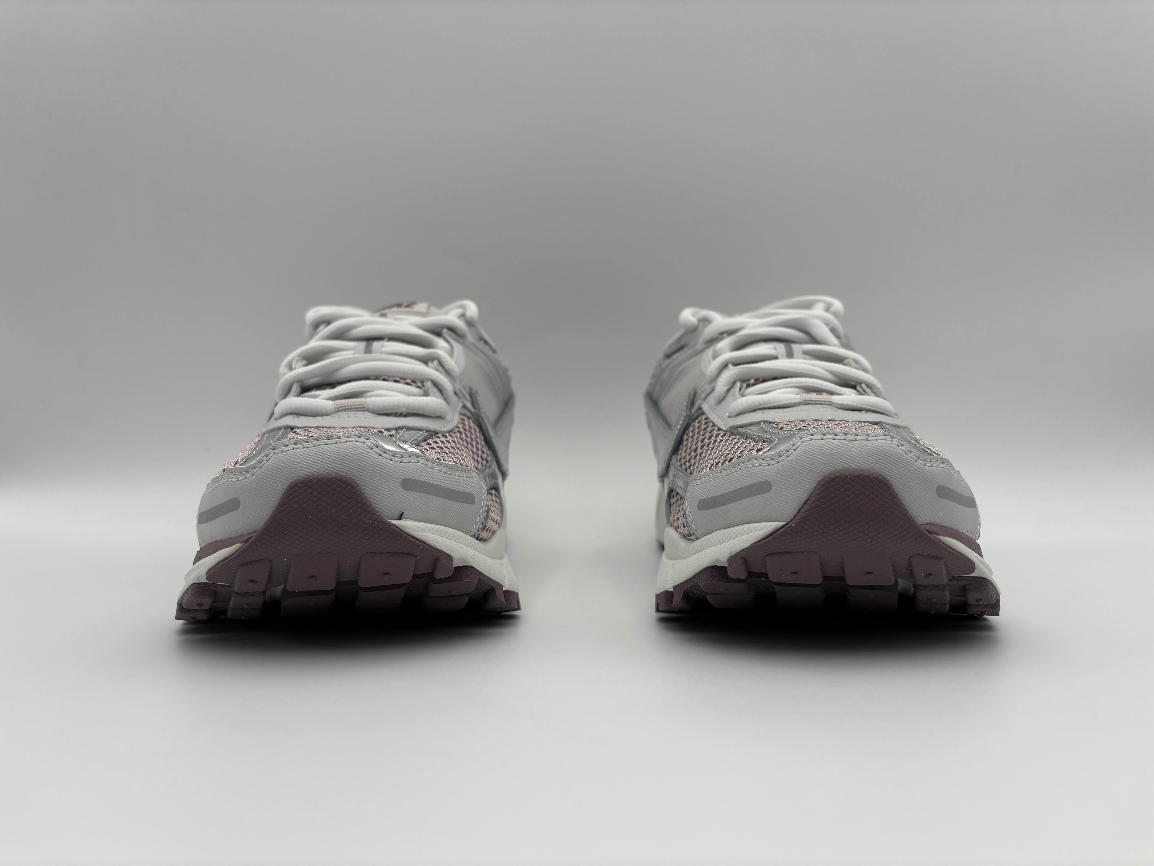Nike Zoom Vomero 5 Vast Grey Metallic Silver